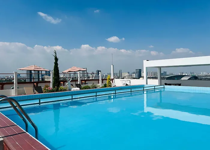 Elizabeth Hotel 4*