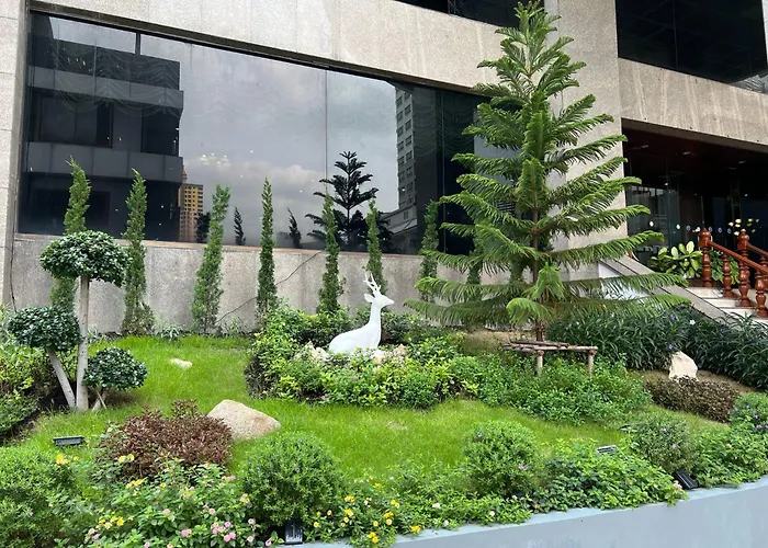 Elizabeth Hotel 4*
