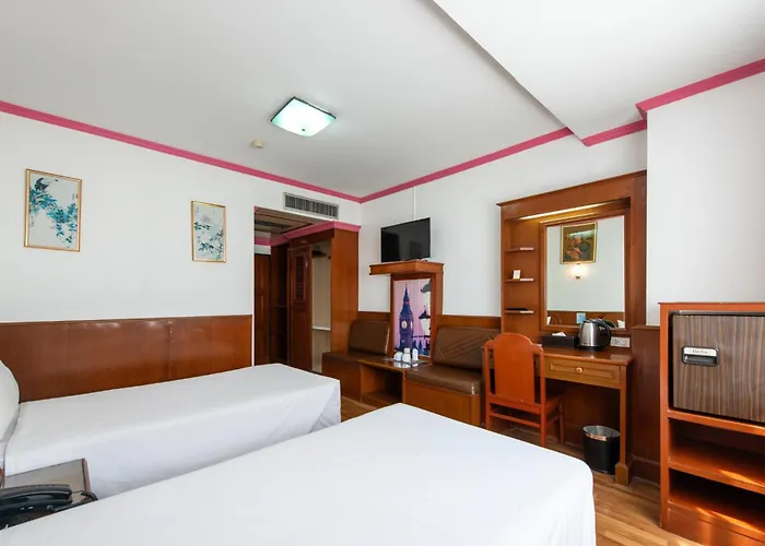 Elizabeth Hotel 4*