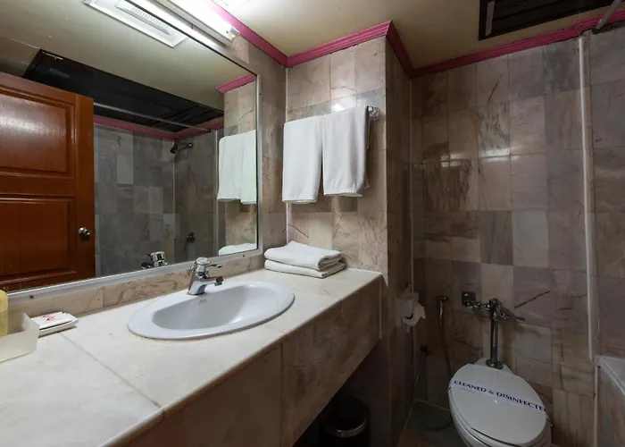 Elizabeth Hotel 4*