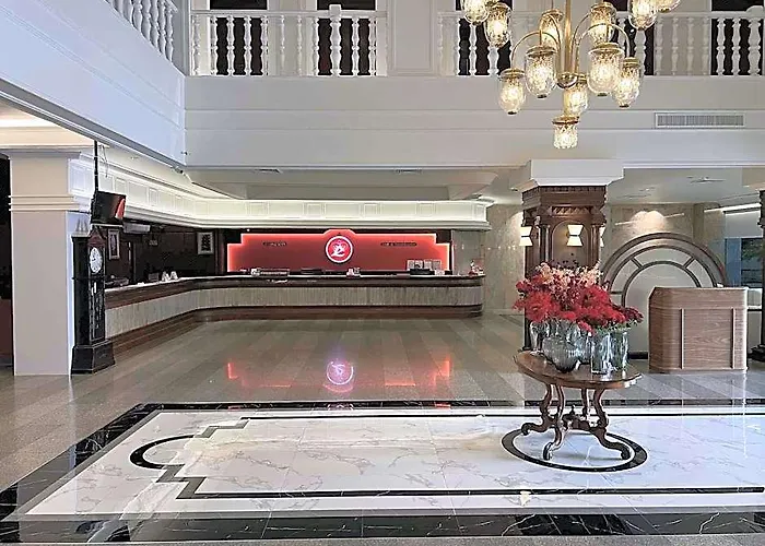Elizabeth Hotel 4*